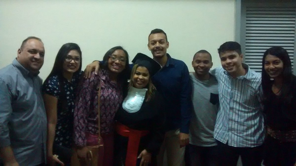 vsribeirosilva's tweet photo. #Osmelhores #Turmadobarulho #Amigosqueridos https://t.co/VRW3VllnFf