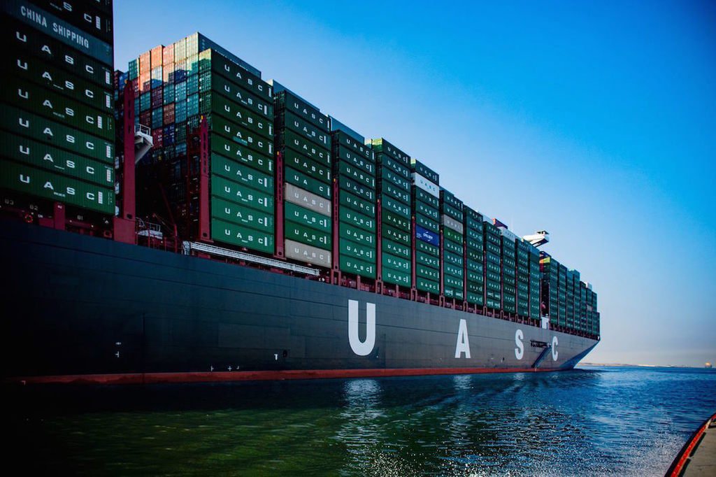 infoblazeme's tweet photo. Shipping companies #HapagLloyd and #UASC sign #MergerDeal | https://t.co/AE4daErlBQ @uascnet #Dubai #UAE https://t.co/ax56S7ZYQU