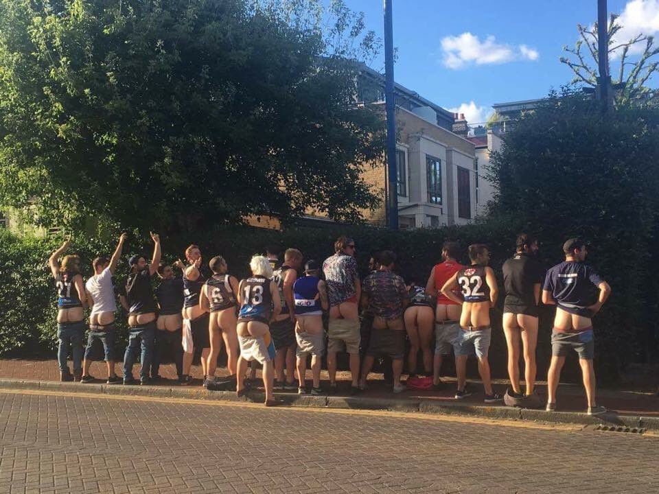 PutneyMagpies's tweet photo. The way we salute the end of the season in true pig style! #hotpies #hotcheeks #cheeksfordayze #sunsoutbumsout https://t.co/wae3lKn2sx