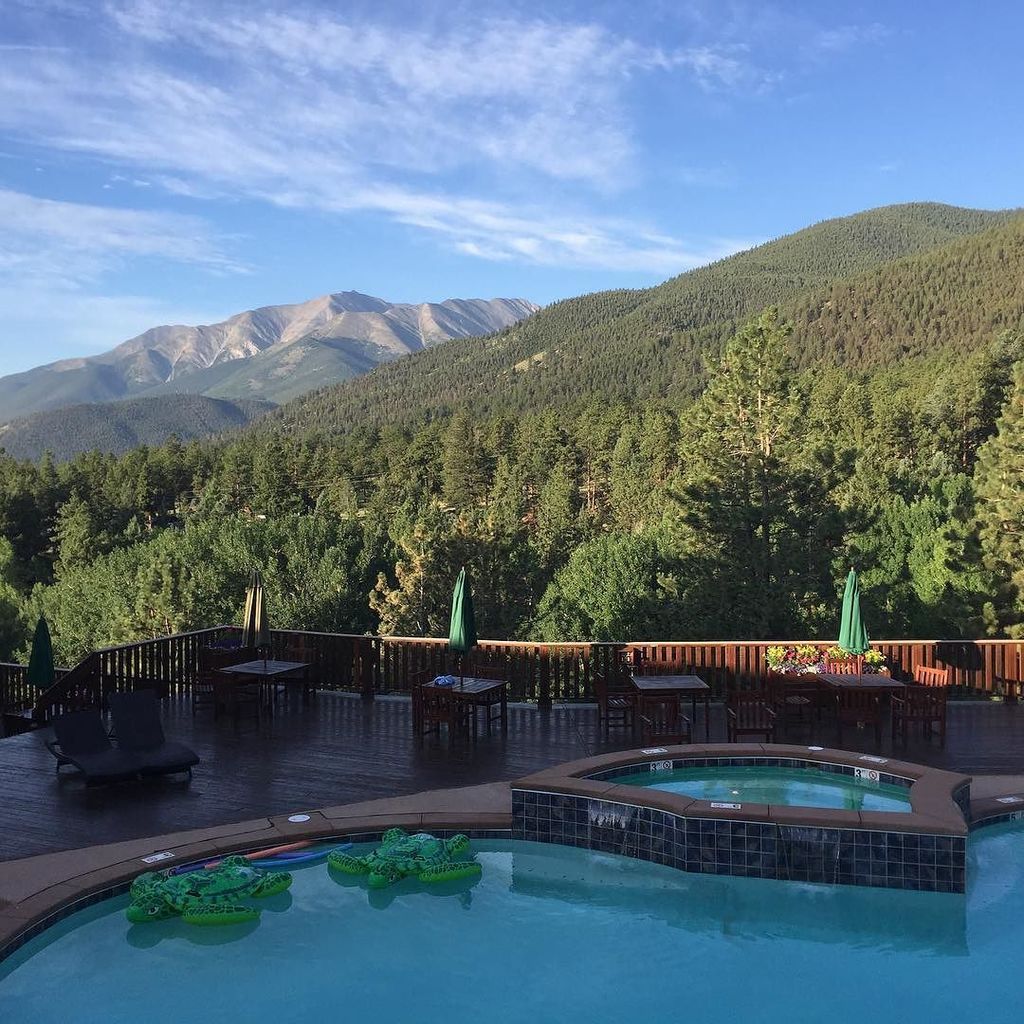 What a view to wake up to this morning. Dwelling on Psalms 19 and how God shows us his majesty through creation!