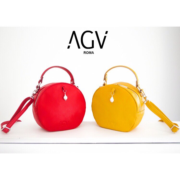 AGV_collections's tweet photo. AGV •Sole•☀️🐚
Choose your favorite color!
Shop now on https://t.co/DSn5aTE2GW🌸
#AGVcollections #AGVroma https://t.co/bjFxXFWgwu
