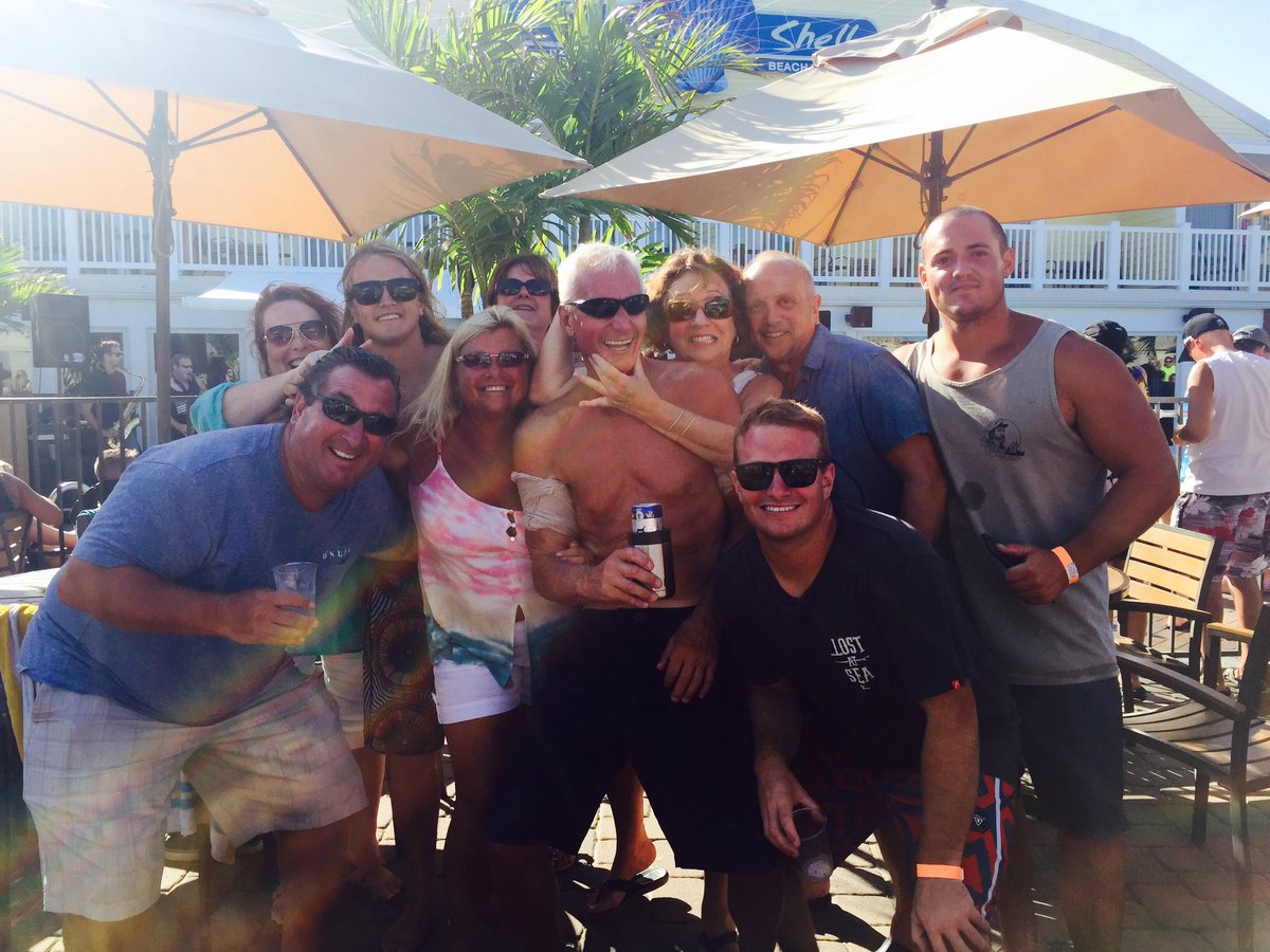 fun2bblonde's tweet image. Marin Crew Rockin #TheShell @ShortyLongRocks #SundayFunday #LBI