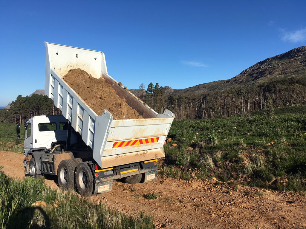 AMA_TokaiMTB's tweet photo. Cleanup on gumtree bypass has started. Temp jeeptrack being repaired for reopening... Thanks Conway, Waleed, Keith. https://t.co/VQ7g7ah0sQ