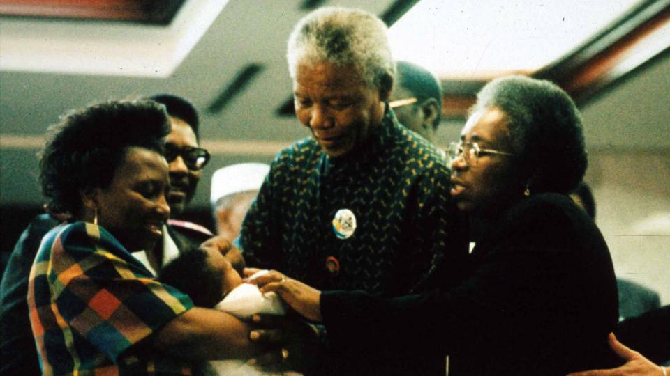 We celebrate #NelsonMandela as an ally for peace, equality &amp; #endpolio efforts. endpol.io/2ab2NoD #MandelaDay