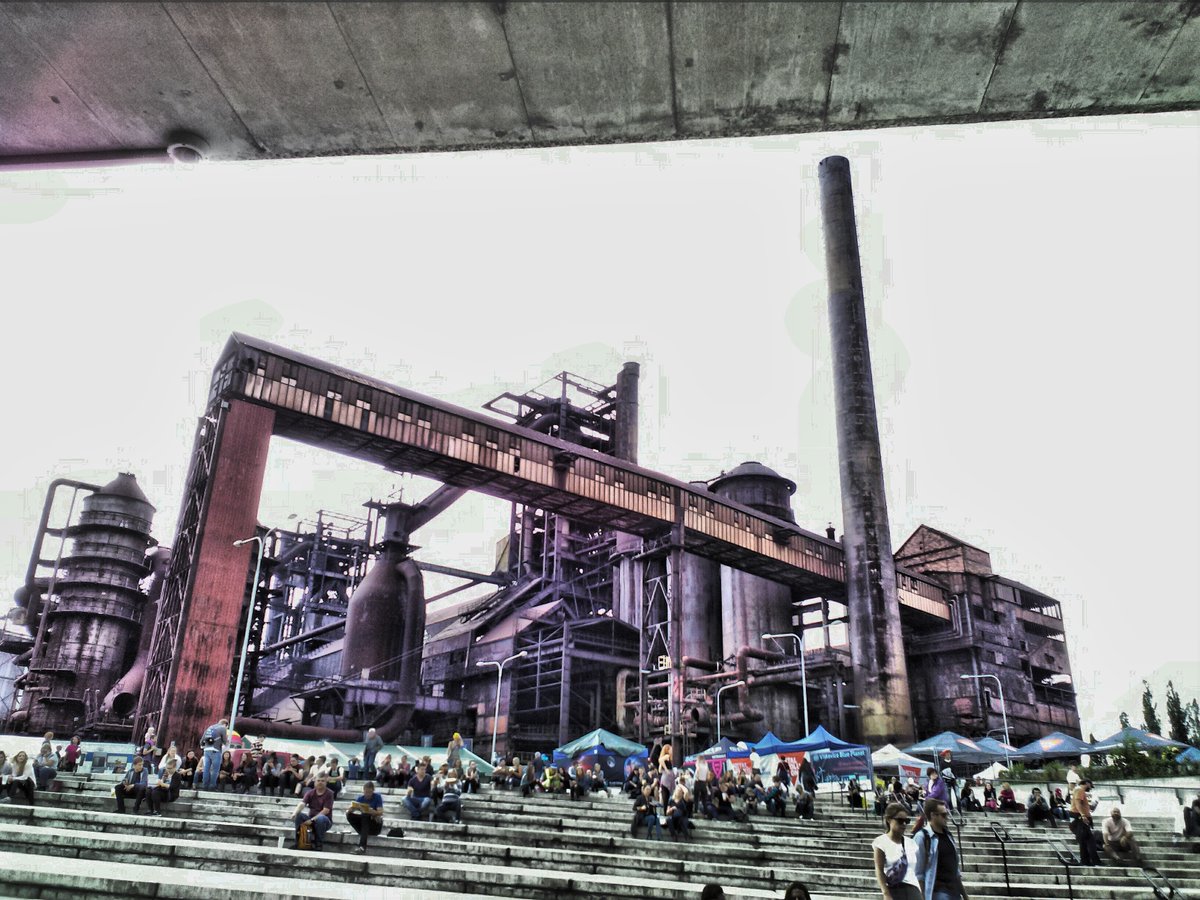 Zrzavy_radikal's tweet photo. #coloursofostrava2016 #colours2016 #coloursofostrava #ostrava https://t.co/E682WqsmRD