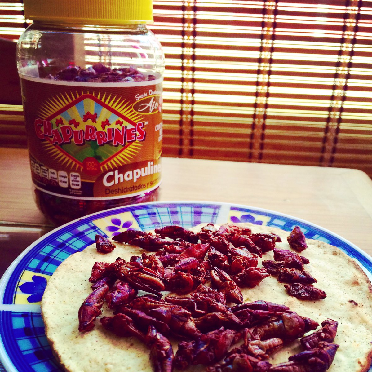 IComercializad's tweet photo. Mi snack preferido. #chapurrines #chapulines #inalim https://t.co/4k2C3c7PQ2