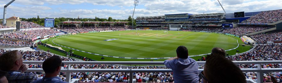 motorpoint's tweet photo. We've got more tickets to giveaway 4 @englandcricket v @TheRealPCB - this time Thurs, Aug 4 @edgbaston. RT to win! https://t.co/ixU8ohkKZM