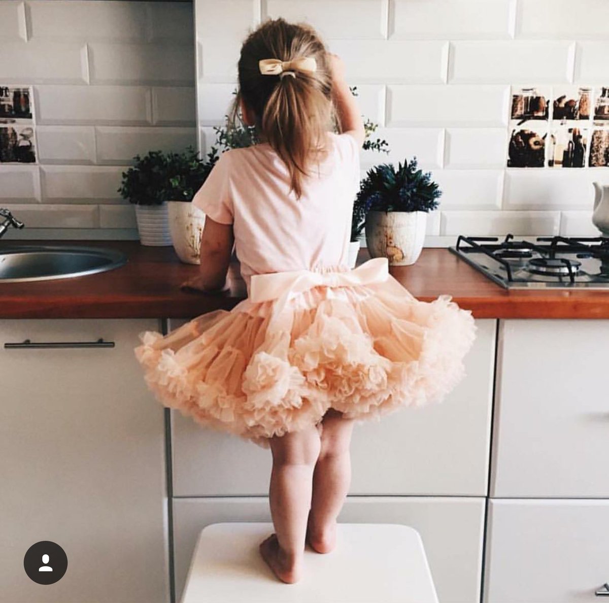 AuthorLy_James's tweet photo. MAYBE? Aylessio's princess. Hmm... https://t.co/3nYMog2OKn