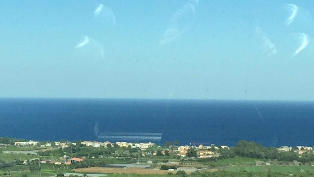 geogelbowpatch's tweet image. Is it a geography field trip if it doesn't rain? #geographyteacher #yearoffieldwork #geographyproblems