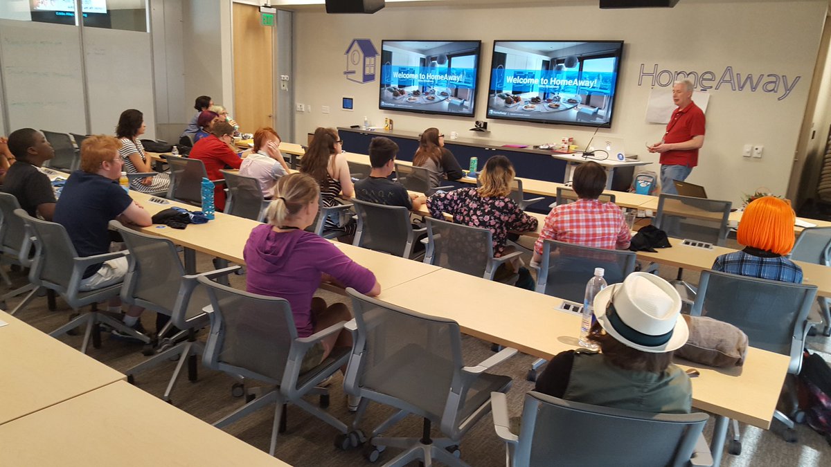 MavenYouth's tweet photo. Kicking off our Texas camp!!  Thank you @homeaway https://t.co/3KURC2AY8o