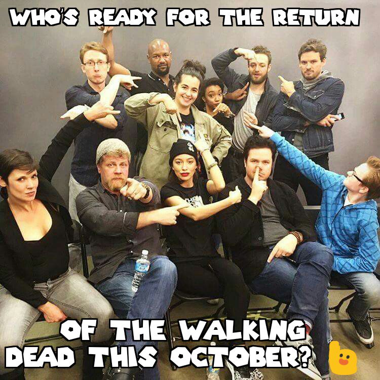 DeLaTee's tweet photo. 👉🙋👈 
#WaitingForOctober #TheWalkingDead https://t.co/sFQY6TvIQg
