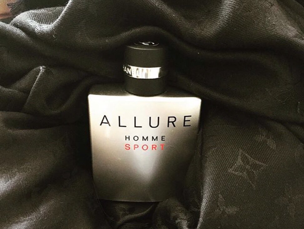 testermarka's tweet image. ✨Chanel Allure Homme Sport 100ml✨
💰Fiyat:140TL
🚛Ücretsiz kargo
✅%100 orjinal
♻️Değişim
❗️2. ÜRÜNDE %50 İNDİRİM