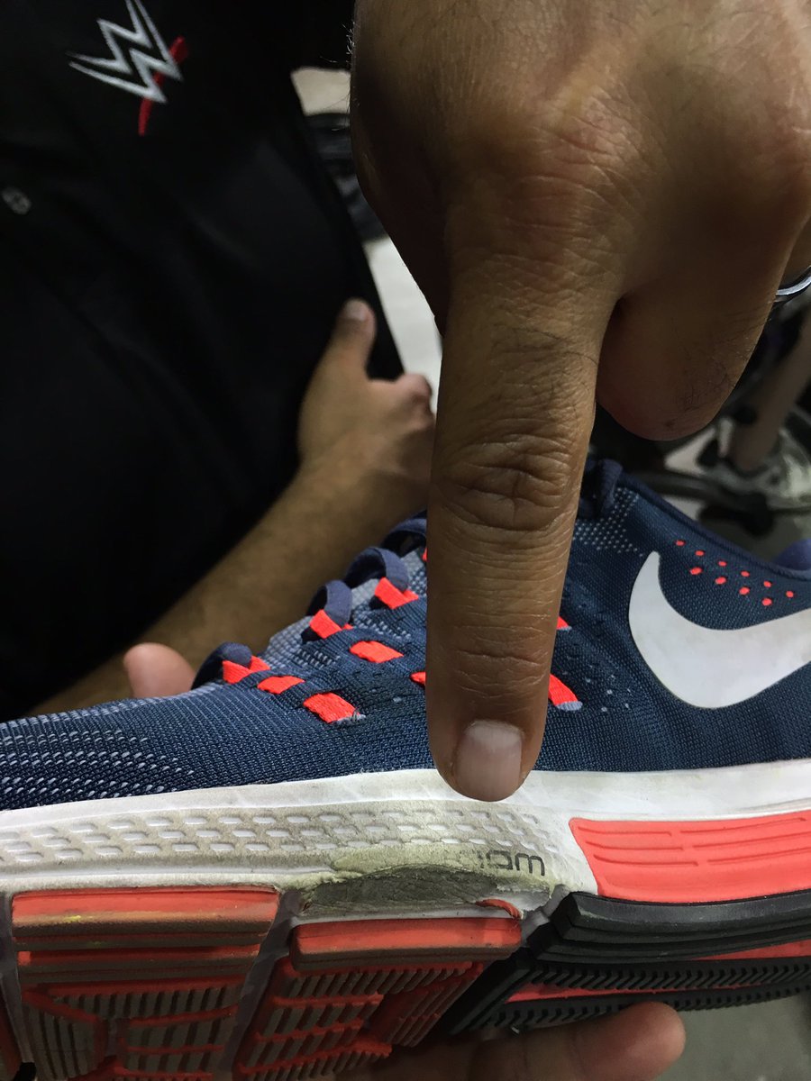 BrianFroustet's tweet photo. Hey @Nike, this is only my second day wearing these... #Nike #whatsthedeal https://t.co/i4cx2LGCD3