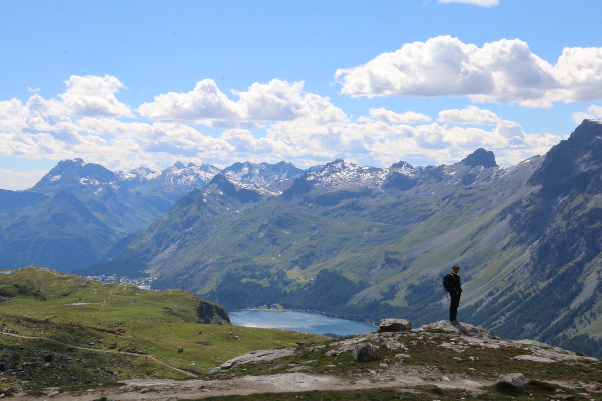 ujalka's tweet photo. #topofengadin #corvatsch3303 https://t.co/UGormuIF2h