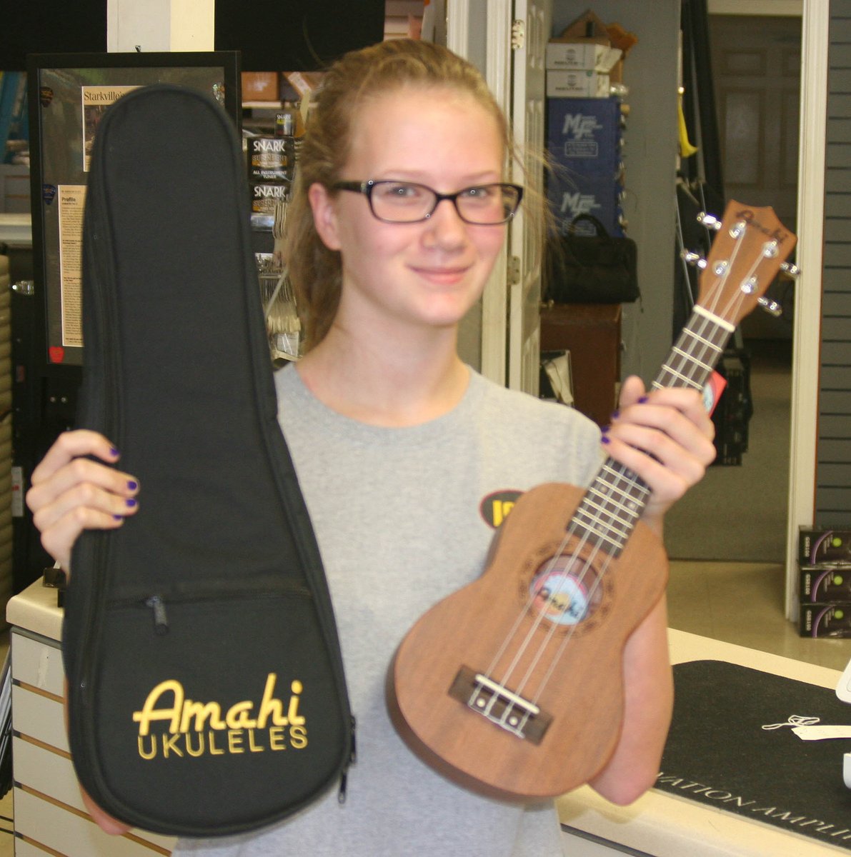 BackstageMusic1's tweet photo. Jillian just scored a new Amahi soprano ukulele! #amahi #starkvillems #columbusms #westpointms #ukeanywhere https://t.co/nTBbkG1Xdo
