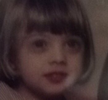 thingsrileydoes's tweet image. When you realize it's almost back to school time