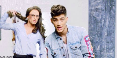 fe80217074's tweet photo. Лучшая девушка, мой идеал💃 #OneDirection #ZaynMalik #FanArmyFaceOff #AMAs1D #WeMissZouis #Directioner #Zayn https://t.co/3Z27usqvGQ