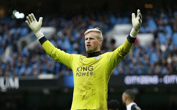 TheTransferSpot's tweet image. Everton are planning a sensational £20m swoop for Leicester City's Kasper Schmeichel, according to the ​Daily Mail.