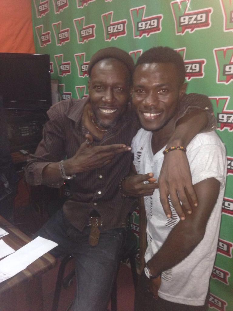 pazzo_joe's tweet photo. With the radio man #Bushke https://t.co/s6v0oX4mal