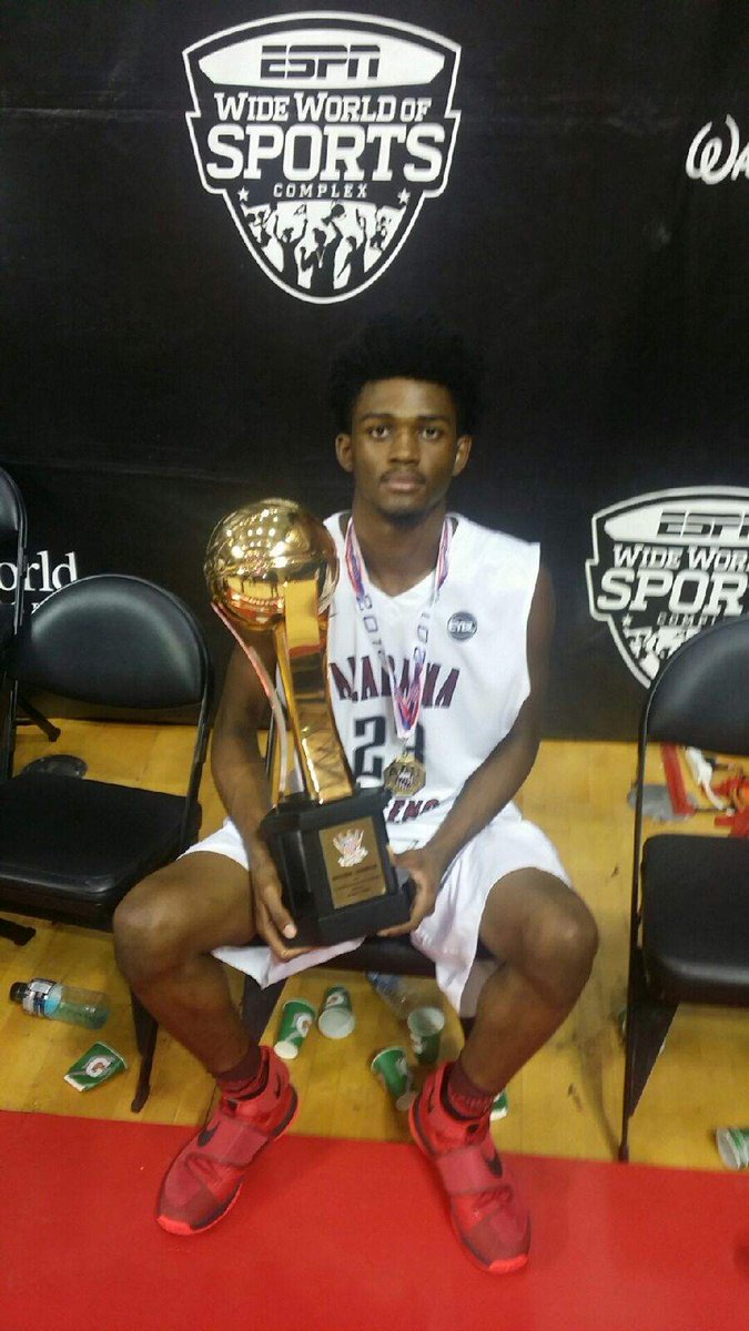 GordonJeketa's tweet photo. Congrats to Alabama Challenge on their win as the 17U National Champions!! Congrats Deantoni!!😍 #AlabamaChallenge https://t.co/qJGF66fU0B