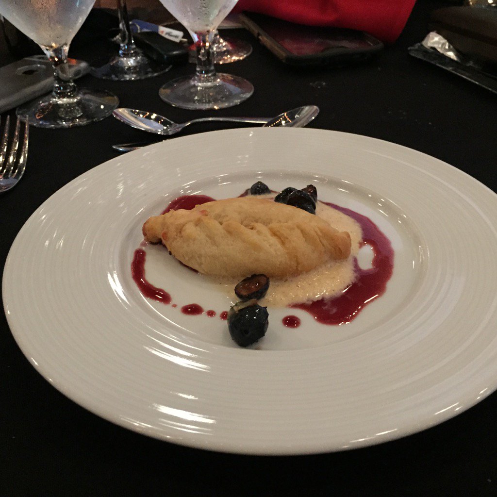 KenSmithWRAL's tweet photo. .@CompDiningNC amazing empanada and that's just the second course! #compdingnc #wral #GotToBeNC https://t.co/j8SaziuLue