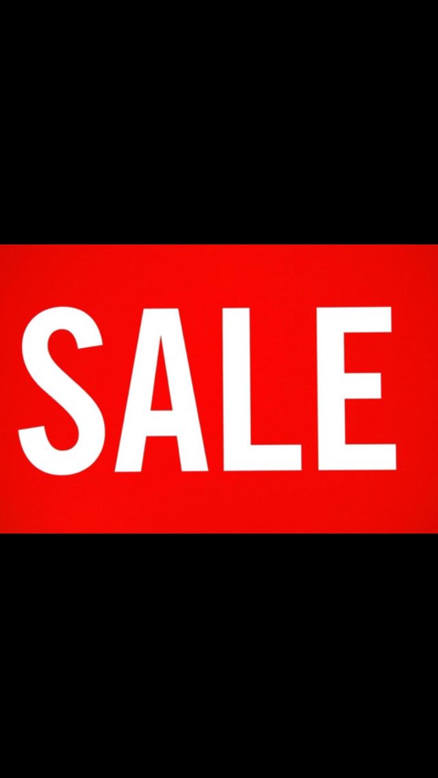 AGStockport's tweet photo. Extra 20% off every piece of sale clothing in store. Starts tomorrow so don't miss out #sale #extra20percent https://t.co/SbJjwWrkpd