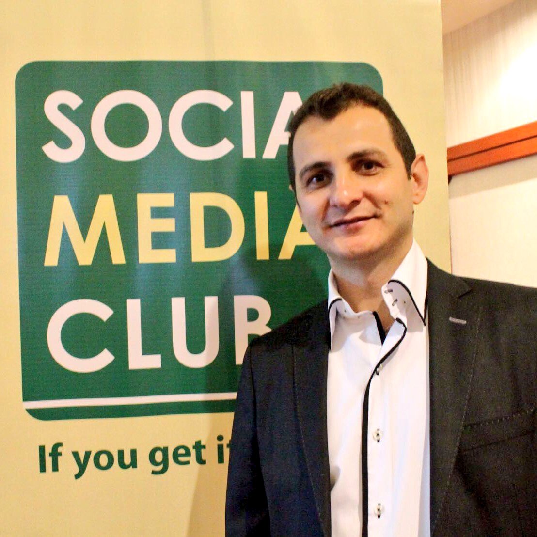 SMCBahrain's tweet photo. تعرف على الخبير أ. #مروان_ضاهر الذي سيقدم ورشة إدارة إعلانات وسائل #الإعلام_الاجتماعي #SM4P 
https://t.co/dBLdMfqhsx https://t.co/vNMNp3o4Bt