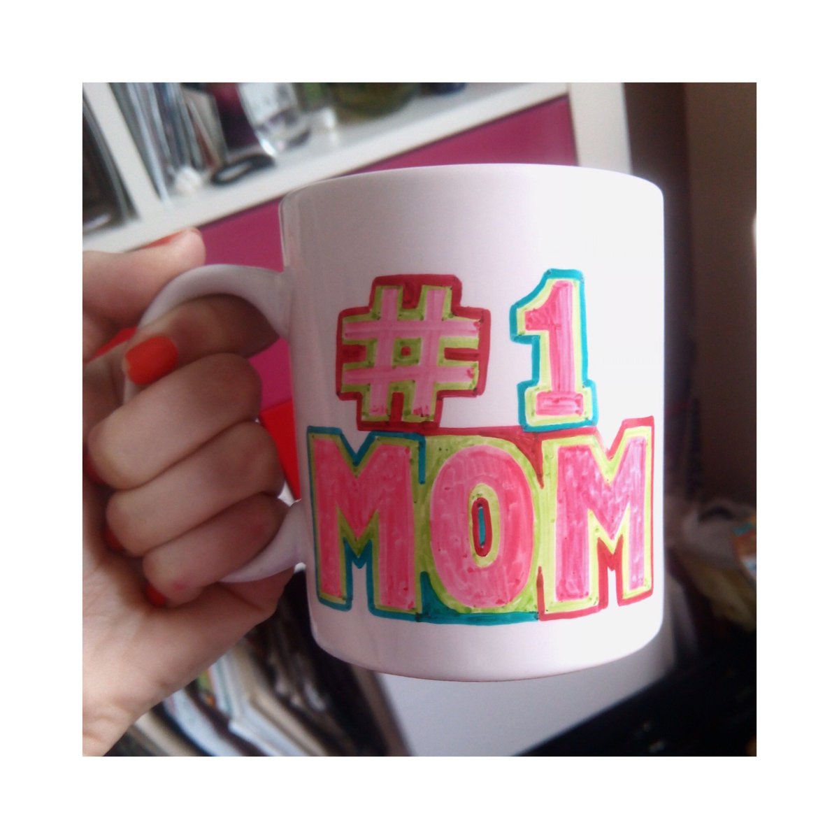 catscanart's tweet photo. Madres super N1 mom #ceramica https://t.co/LHfG4zNgah