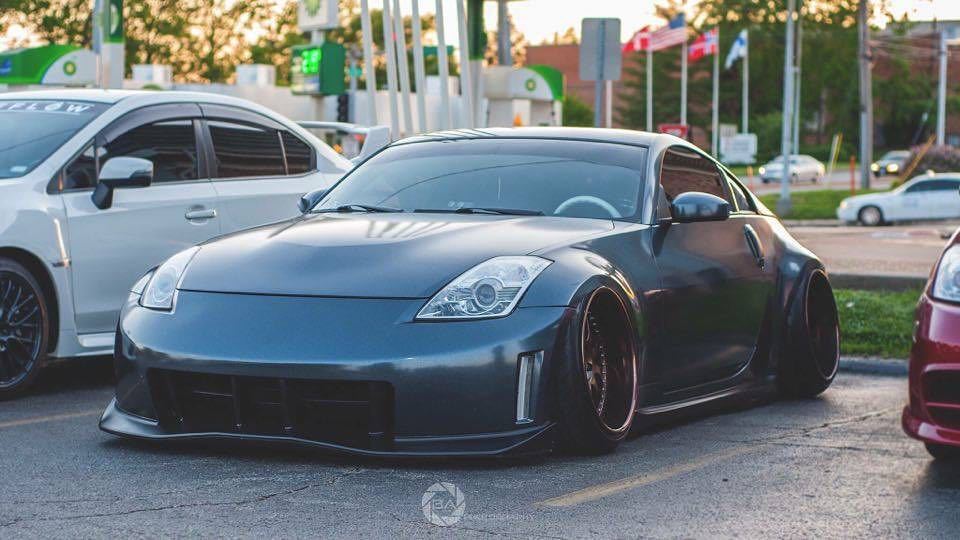 streetdriven1's tweet photo. The @rivalhou.se event almost filled up last year. I would pre-register to get some inside… https://t.co/SegWgMTRhz https://t.co/6jYuCbRjoZ