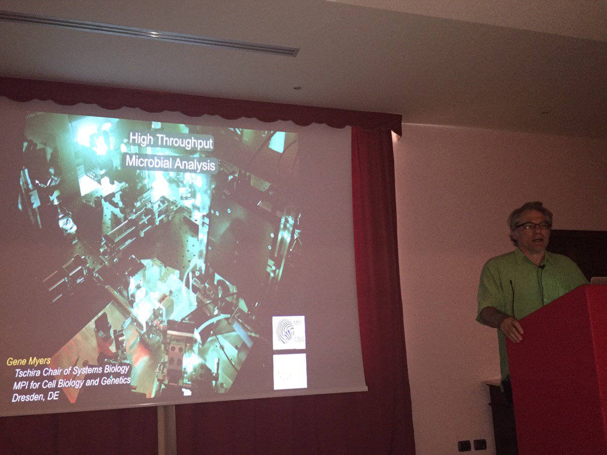 LipariSchoolBio's tweet photo. Gene Myers at #liparischool:
#DNA #Sequencing and #Bacteria Tracking Systems. #MotherMachine https://t.co/B603sSFgmv