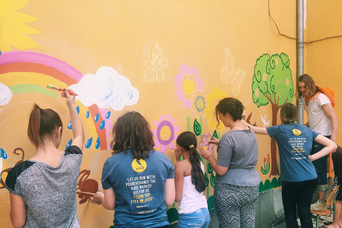 UUBCU's tweet photo. Today was the start of our social project within a community centre for our final 3 days of camp!#pursuewhatcounts https://t.co/GyB0nbbZiG
