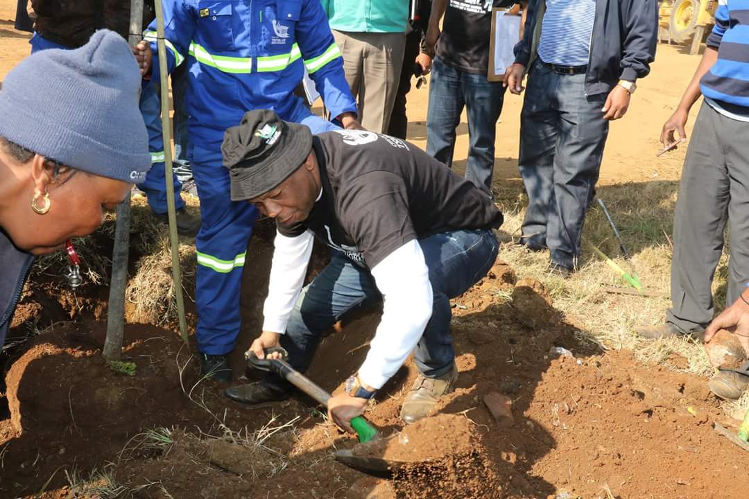Kgosientsho_R's tweet photo. We thank everyone who took part in #NelsonMandela Day activities across @CityTshwane. #MandelaDay https://t.co/uQU123ZpdO