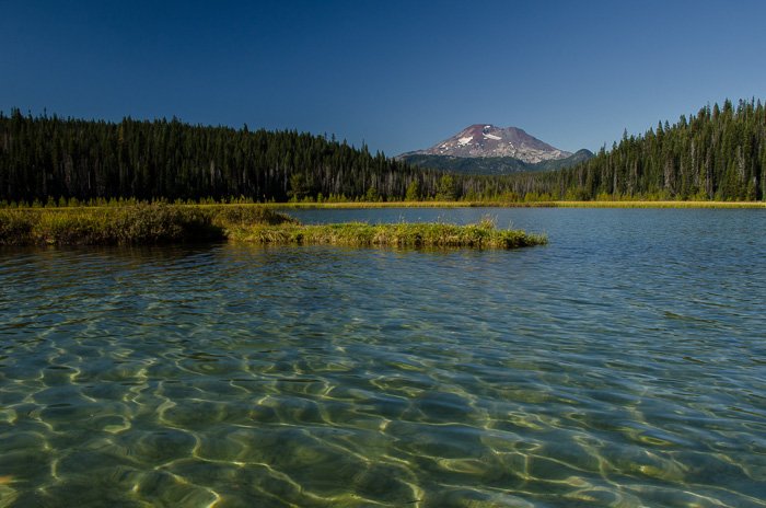 LesbianTours's tweet photo. Spend Labor Day in Bend, OR with amazing lesbians, hiking and drinking craft beer! https://t.co/pT34rA4zK0 https://t.co/XXqM4nC48e