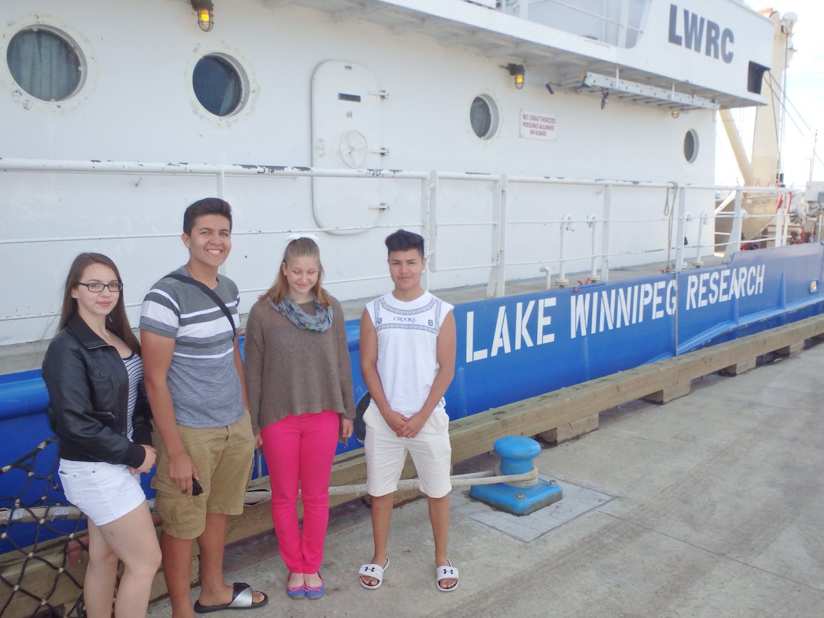 tecvoccls's tweet image. A view of the research on Lake Winnipeg from the deck of the Nameo. #tecvoc #canlightsource
