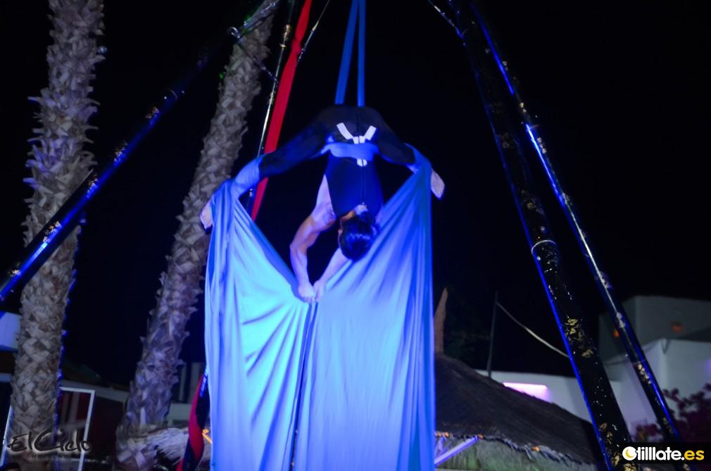 Robot_Group's tweet image. Espectáculos aéreos