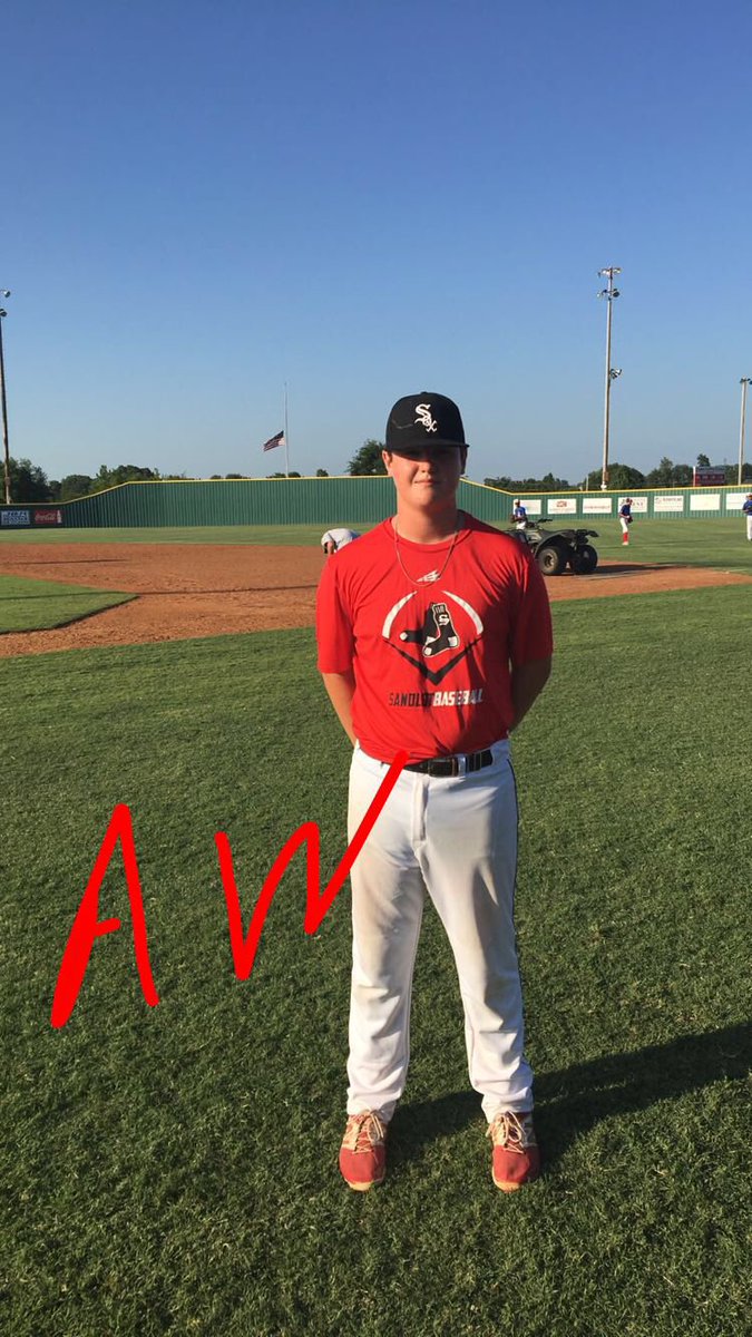 FiveToolMidwest's tweet photo. #14uNCS Final: Sandlot Sox 5 
Springdale Yard Birds 0
PoG-Austin Woods CG 4H 0R 4K 
HoG-Peyton Messenger 1-2 HR 4RBI https://t.co/RFxCTgB3Co