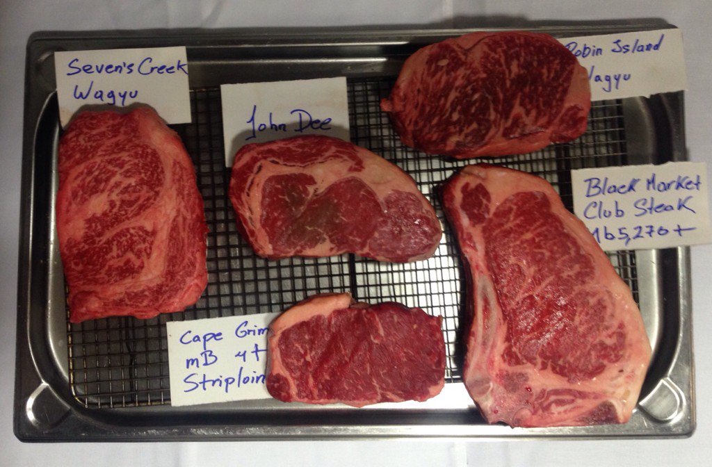 #Meat galore at The Cut Steakhouse <a href="/Capegrim/">Cape Grim Beef</a> <a href="/7screekwagyu/">Sevens Creek Wagyu</a> <a href="/RangersValley/">Rangers Valley</a> <a href="/robbinsisland/">Wagyu</a> #melbournefood #thealfred