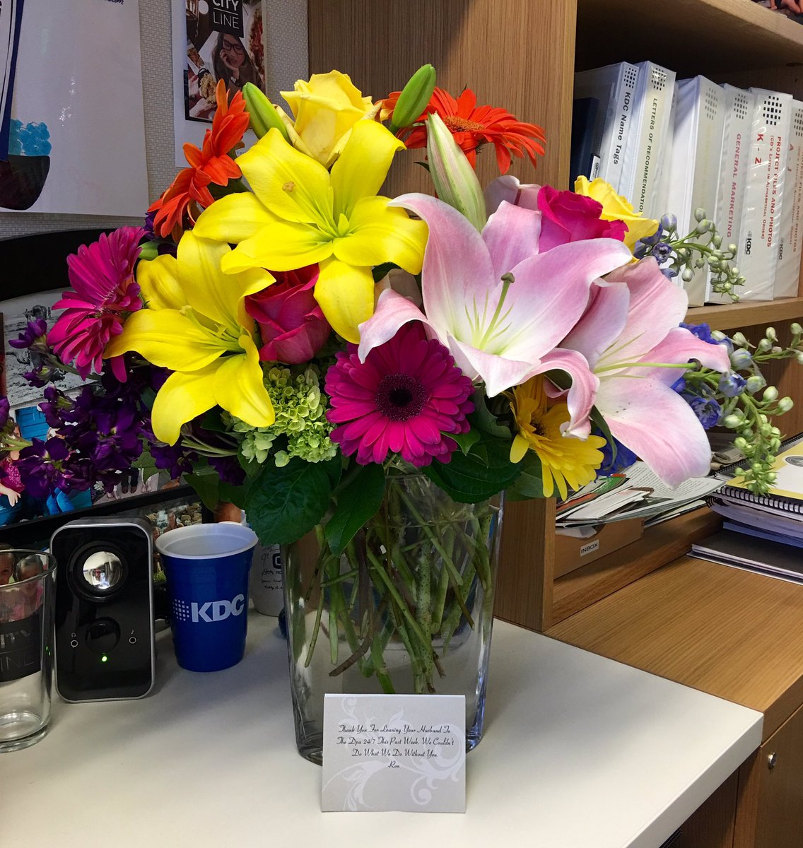 traciefrazier's tweet photo. Thank you @badge5591 for brightening my day. You shouldn't have, but I'm happy you did! ๐๐๐ฎ๐ผ #dapfamily #backtheblue https://t.co/FYTzZ6Mj4o