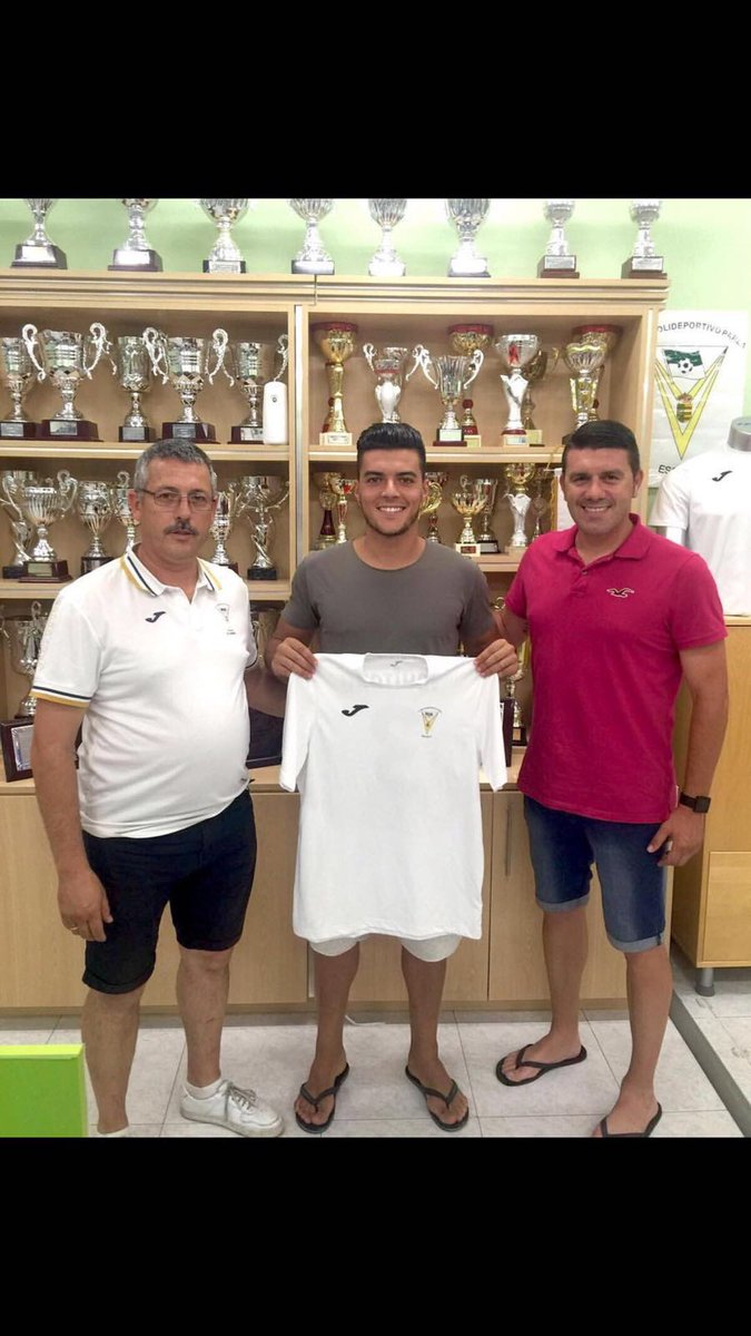 Área Técnica (@areatecnicatv) on Twitter photo Moha Labrouzi ex del <a href="/EFVillaverde/">E.F. Villaverde</a> nuevo fichaje del Club Polideportivo Parla Escuela @cpparlaescuela Moha Labrouzi ex del <a href="/EFVillaverde/">E.F. Villaverde</a> nuevo fichaje del Club Polideportivo Parla Escuela @cpparlaescuela