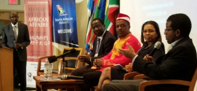 flySAA_US's tweet photo. In honor of #MandelaDay, SAA was pleased to support @DCMAYOROAA and #YAX2016 this weekend! https://t.co/LWzOpN0sja