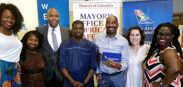 flySAA_US's tweet photo. In honor of #MandelaDay, SAA was pleased to support @DCMAYOROAA and #YAX2016 this weekend! https://t.co/LWzOpN0sja