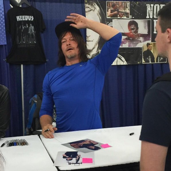 reedusaddict's tweet photo. So much prettiness 🦄#randomreedus https://t.co/aYjmP3uQ49