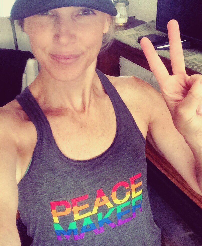 Happy to support @Everytown w/ this cool #wynonnaearp inspired tank by @fangirlshirts 💕#AlwaysChoosePeace #lucado