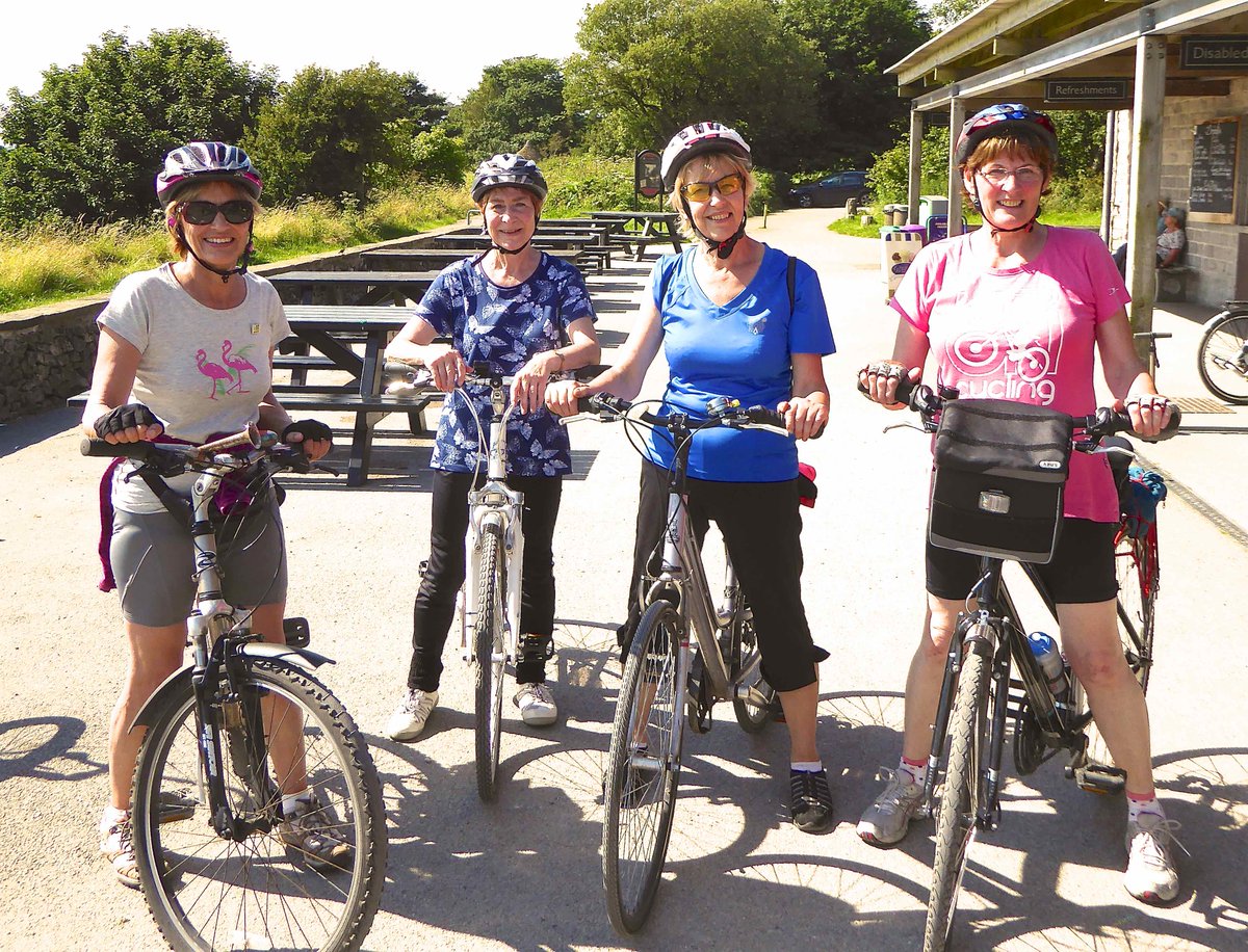 BaslowWI's tweet photo. 4 Baslow Bikers cycled 26mls today on High Peak Trail, Derbyshire, awesome weather, scenery &amp; company! @WomenoftheWI https://t.co/jlDYbCTpf2