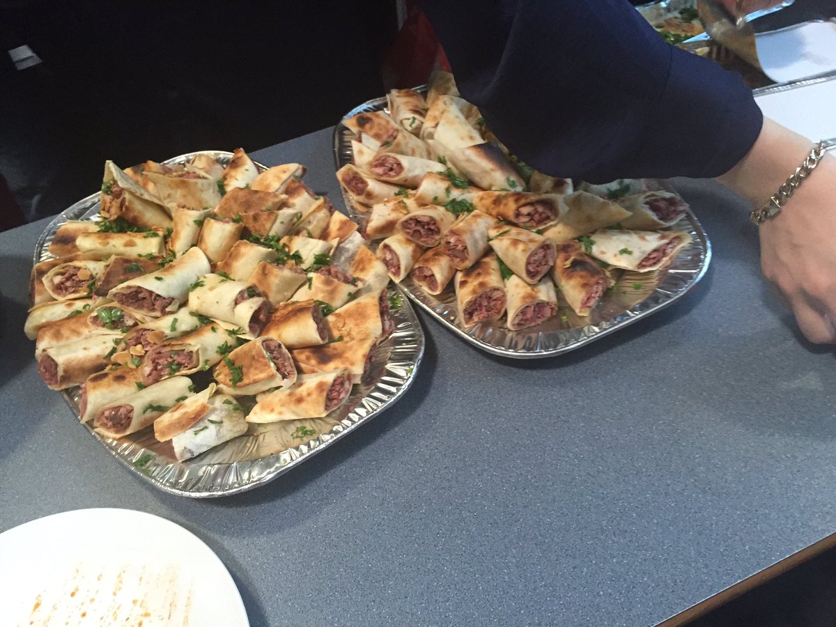 SS_lincoln's tweet photo. Yummy yummy international food #dishparty @IBEX_UK @Amelnokaly @UniLincolnArts @UOLIntOffice @isherwoodn https://t.co/LqbkTflG1m