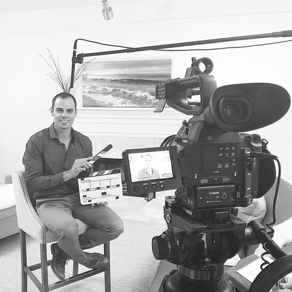 HopperGroup's tweet photo. Brian's @hgtv HOUSE HUNTERS episode airs tonight! 10pm pacific time!  See our movie star c… https://t.co/pOSmt3rlx9 https://t.co/vFQejqhOqB