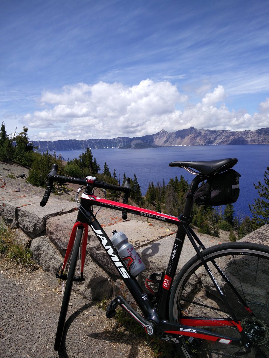 SLeeceCycling's tweet photo. Crater Lake? Yes please. En route to Bend for @CascadeCycling #jamis #sutterhome @TeamJamisSH https://t.co/wff8E19Q1T