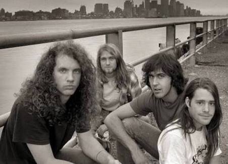 Un día como hoy pero de 1989 Jason Everman da su último Show con Nirvana en el Pyramid Club (New Music Seminar) NY.