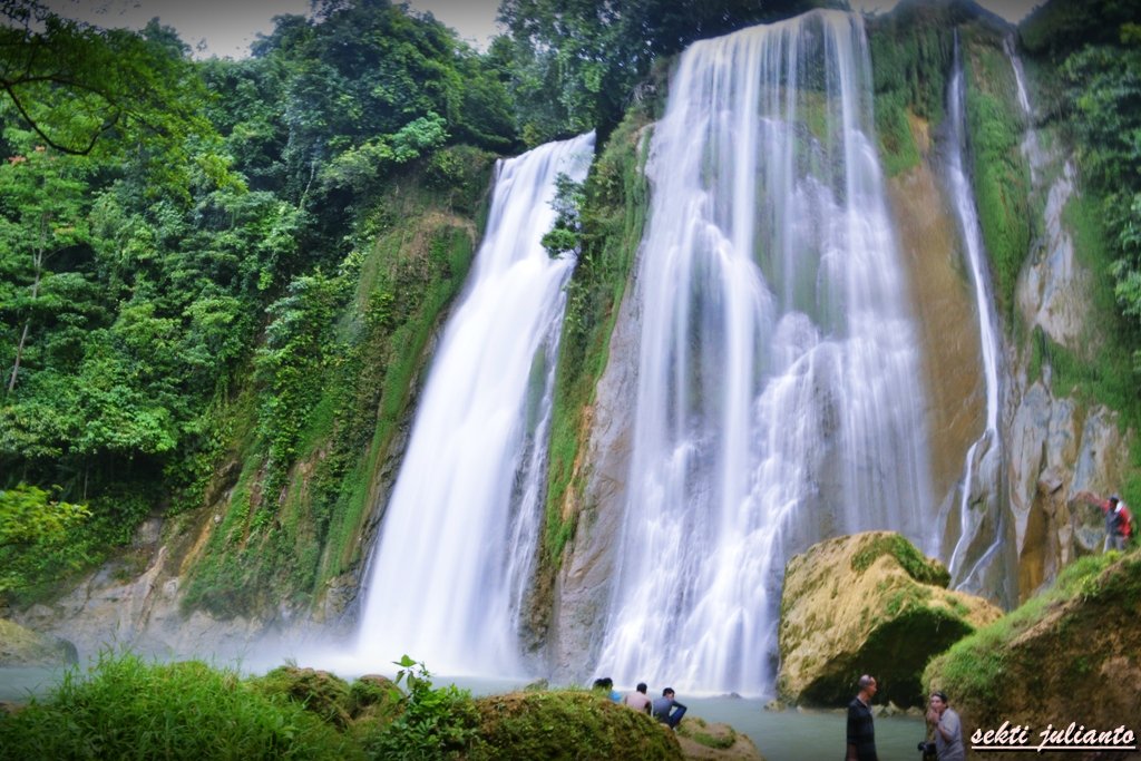 DrummerFigy's tweet photo. the Sundanese called Curug || https://t.co/ufXsnYp22s https://t.co/dfj4iTKrql