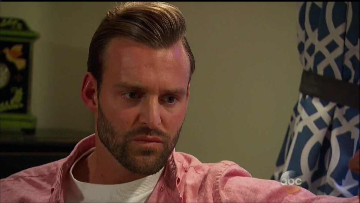 enews's tweet photo. When your friend changes their Netflix password without telling you... #TheBachelorette https://t.co/UngzZfSG4x